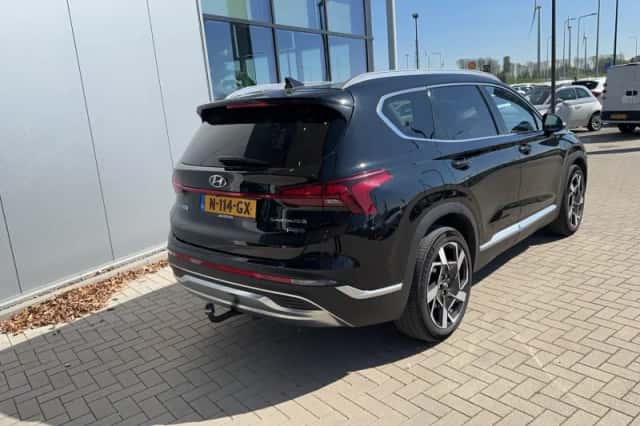 Hyundai Santa Fe (2021) thumbnail 5