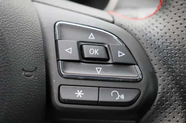 MG ZS EV (2023) thumbnail 25