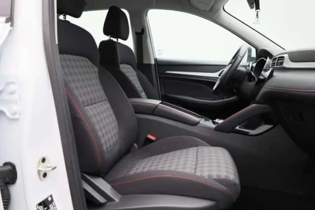 MG ZS EV (2023) thumbnail 30