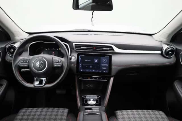 MG ZS EV (2023) thumbnail 33