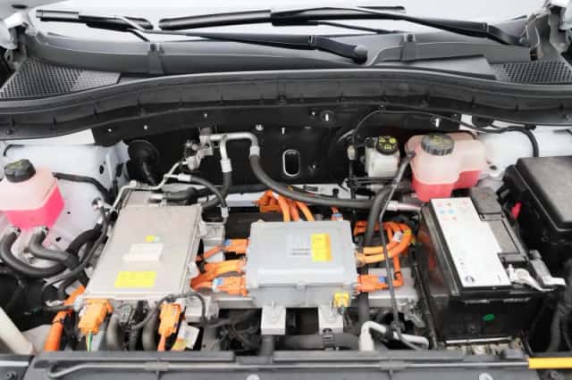 MG ZS EV (2023) thumbnail 35