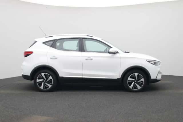 MG ZS EV (2023) thumbnail 6