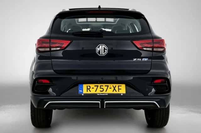 MG ZS EV (2022) thumbnail 3