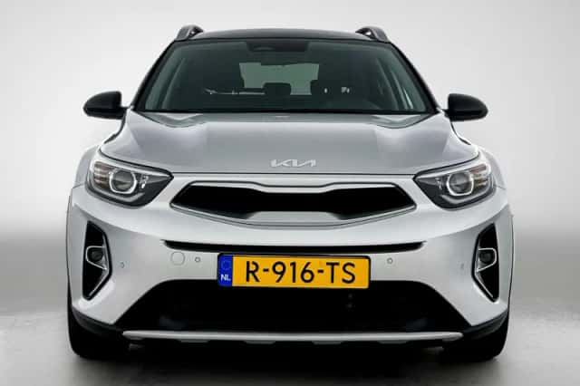 Kia Stonic (2022) thumbnail 6