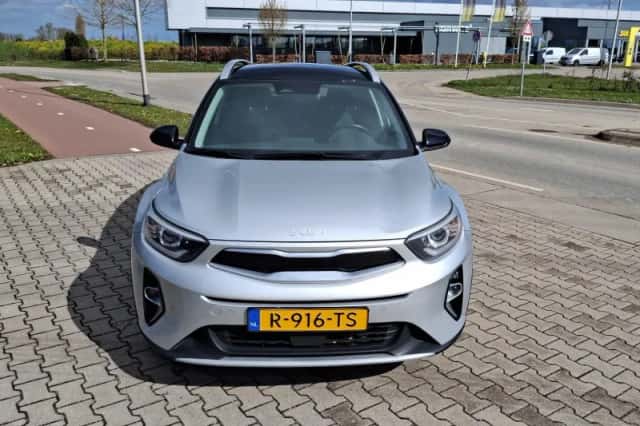 Kia Stonic (2022) thumbnail 6