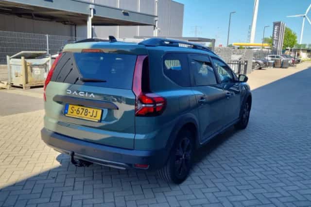 Dacia Jogger (2023) thumbnail 4