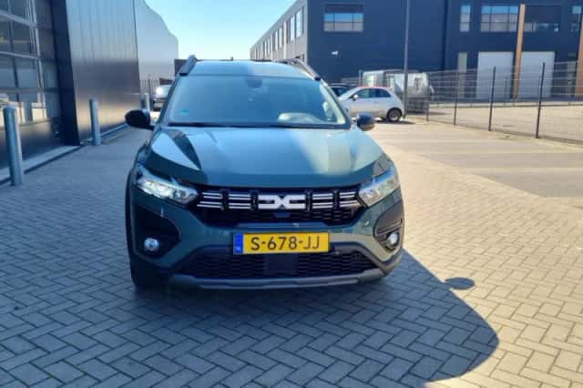 Dacia Jogger (2023) thumbnail 6