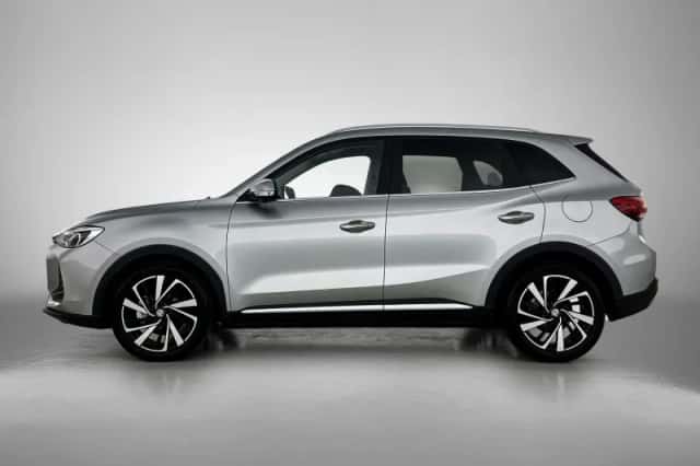 MG ZS (2025) thumbnail 2