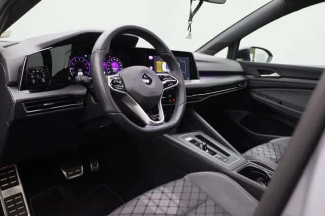 Volkswagen Golf (2021) thumbnail 33