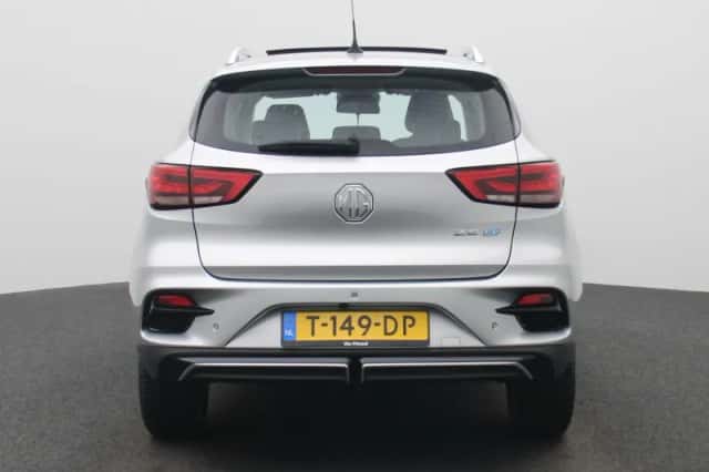 MG ZS EV (2023) thumbnail 5