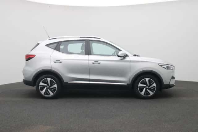 MG ZS EV (2023) thumbnail 6