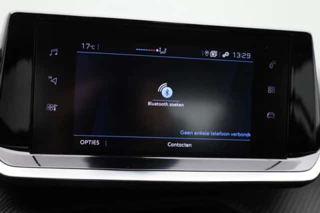 Peugeot 208 (2023) thumbnail 16