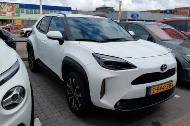 Toyota Yaris Cross (2023) thumbnail 5
