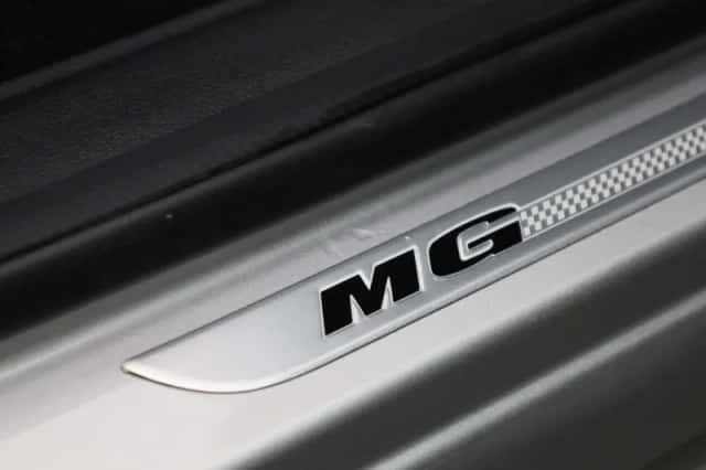 MG MG HS (2023) thumbnail 37