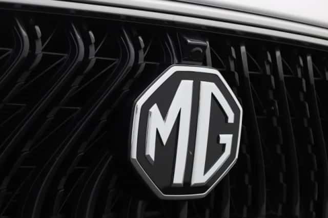 MG MG HS (2023) thumbnail 42