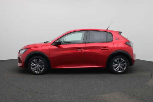 Peugeot e-208 (2022) thumbnail 5