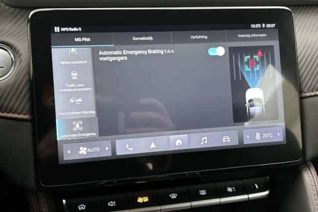 MG ZS EV (2022) thumbnail 15
