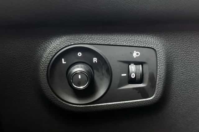 MG ZS EV (2022) thumbnail 31