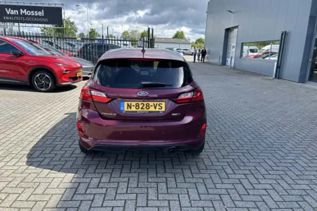 Ford Fiesta (2022) thumbnail 4