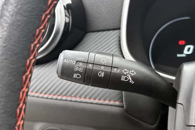 MG ZS EV (2025) thumbnail 11