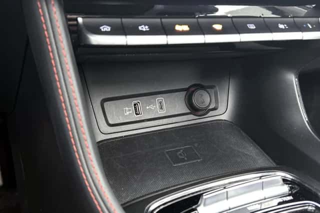 MG ZS EV (2025) thumbnail 39