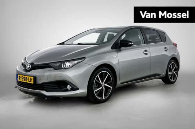 Toyota Auris (2018) thumbnail 1