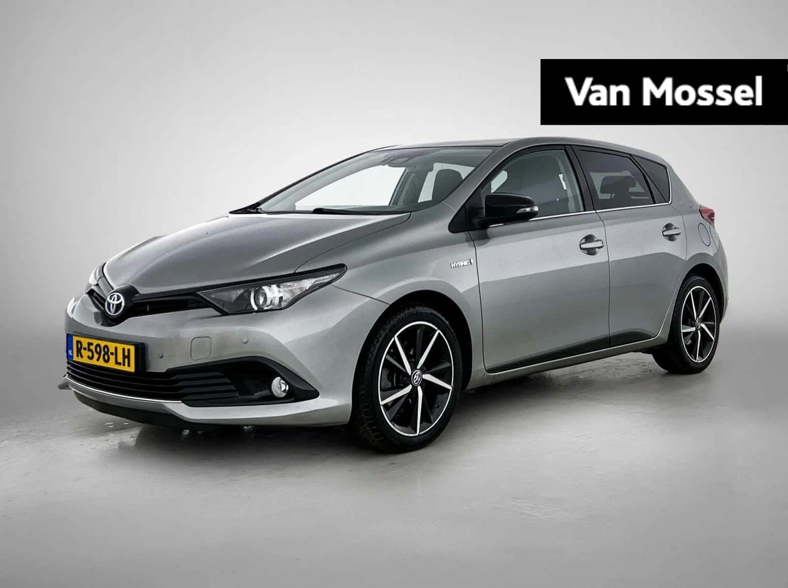 Toyota Auris (2018) — foto 1