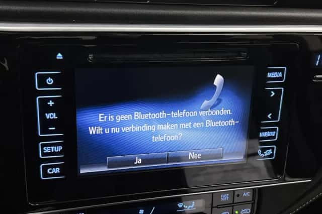 Toyota Auris (2018) thumbnail 14