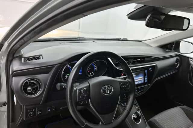 Toyota Auris (2018) thumbnail 19