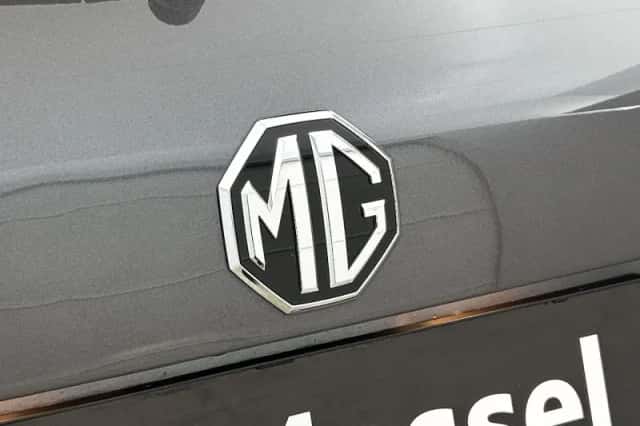 MG MG HS (2023) thumbnail 24