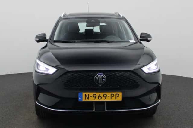 MG ZS EV (2021) thumbnail 3