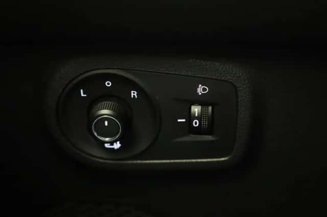MG ZS EV (2021) thumbnail 24