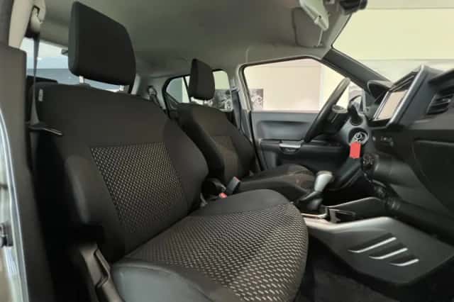 Suzuki Ignis (2022) thumbnail 5