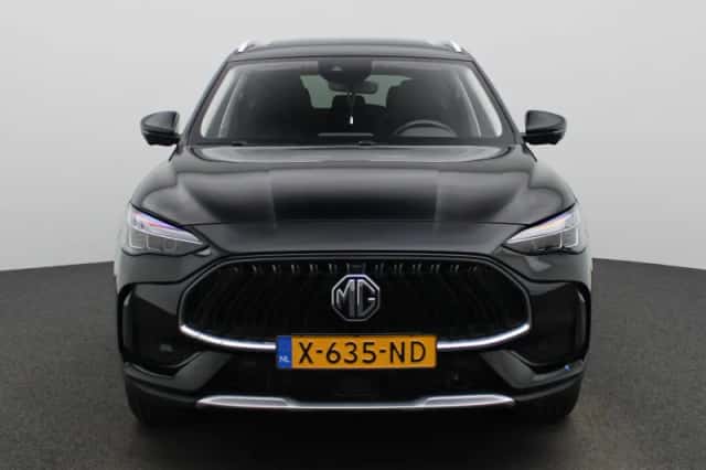 MG MG HS (2023) thumbnail 4