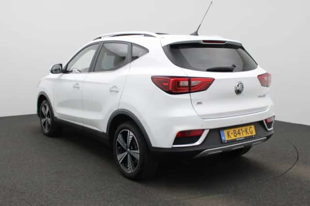 MG ZS EV (2021) thumbnail 2
