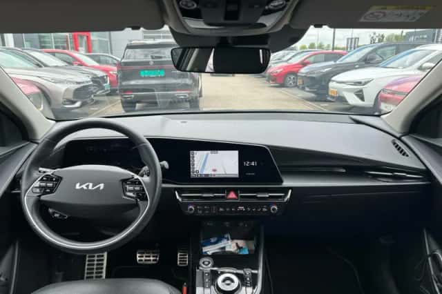 Kia Niro (2022) thumbnail 9