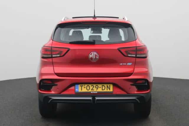 MG ZS EV (2023) thumbnail 6