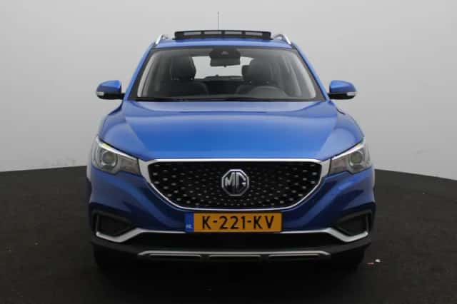 MG ZS EV (2021) thumbnail 3