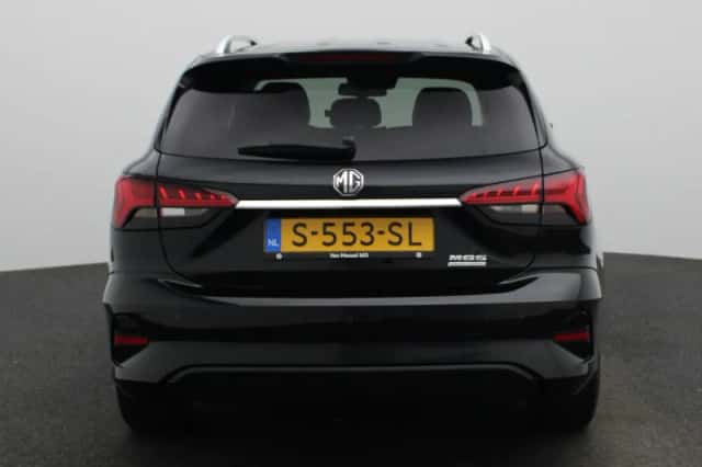 MG MG5 (2023) thumbnail 6