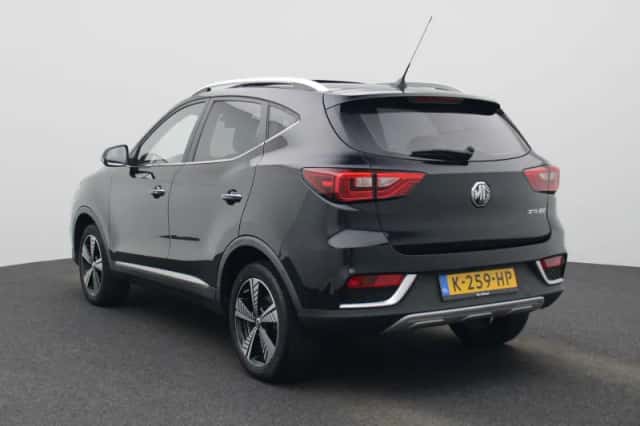 MG ZS EV (2021) thumbnail 2