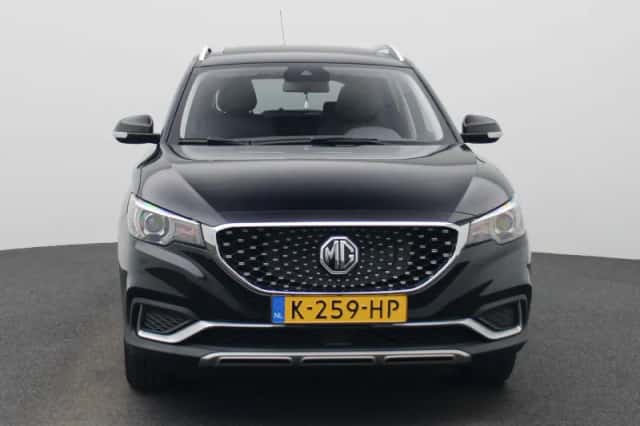 MG ZS EV (2021) thumbnail 3