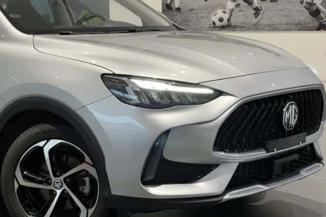 MG MG HS (2023) thumbnail 23