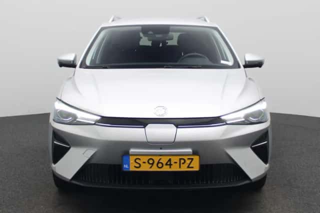 MG MG5 (2023) thumbnail 4