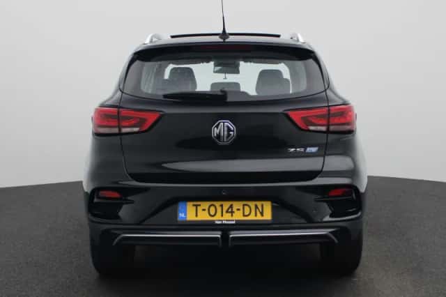 MG ZS EV (2023) thumbnail 5