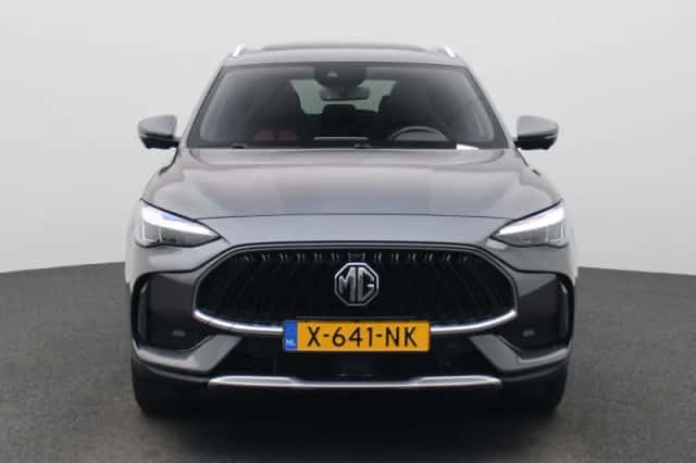 MG MG HS (2023) thumbnail 3