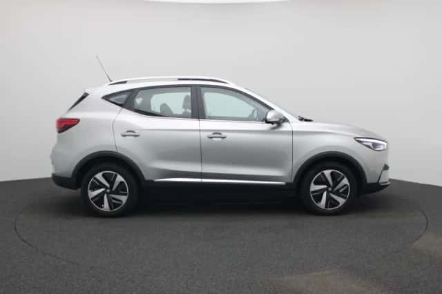 MG ZS EV (2023) thumbnail 6