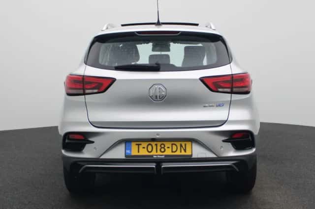 MG ZS EV (2023) thumbnail 5