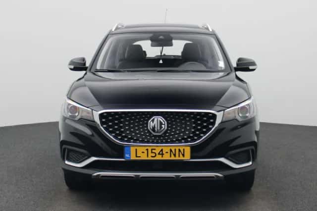MG ZS EV (2021) thumbnail 3