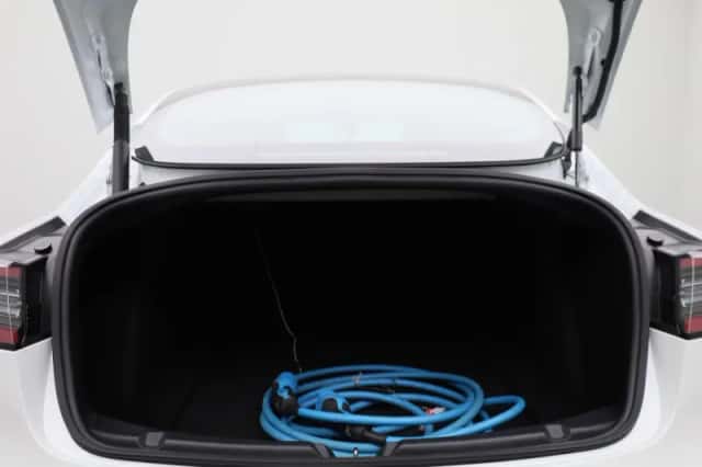 Tesla Model 3 (2021) thumbnail 13