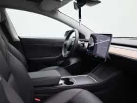 Tesla Model 3 (2021) thumbnail 37
